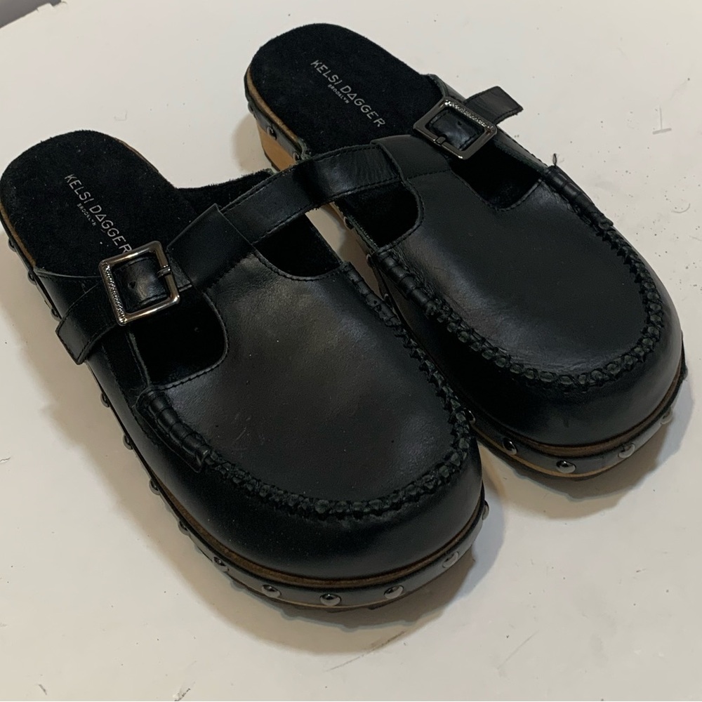 Kelsi Dagger Black Leather Slip-On Clogs
